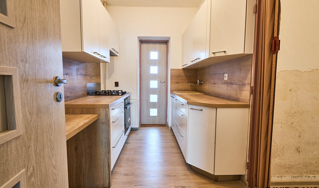 Prodej domu 232 m² s pozemkem 1 077 m², Hrušovany u Brna – náhled fotky 21