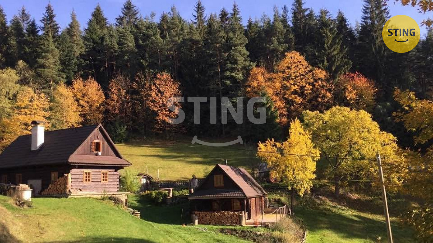 Prodej domu 2 989 m² s pozemkem 17 580 m² — photo 2