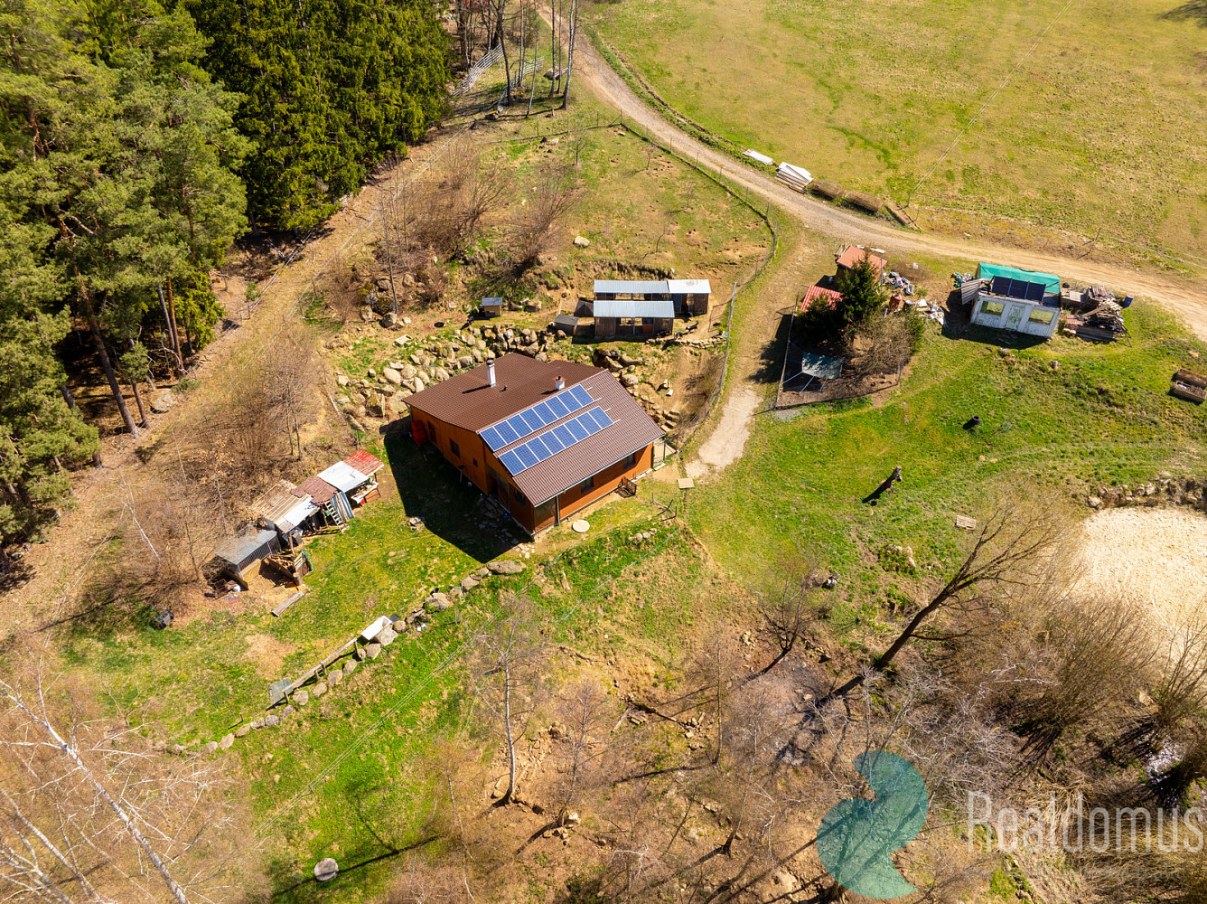 Prodej domu 130 m² s pozemkem 60 289 m² – pohled 3