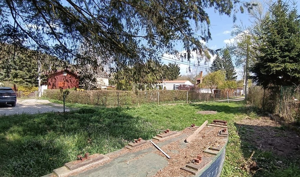 Prodej stavebního pozemku 439 m², Zadní Třebaň – náhled fotky 3