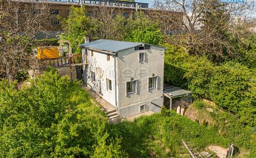 Prodej domu 89 m² s pozemkem 1 117 m², Lacinova, Slaný, okres Kladno