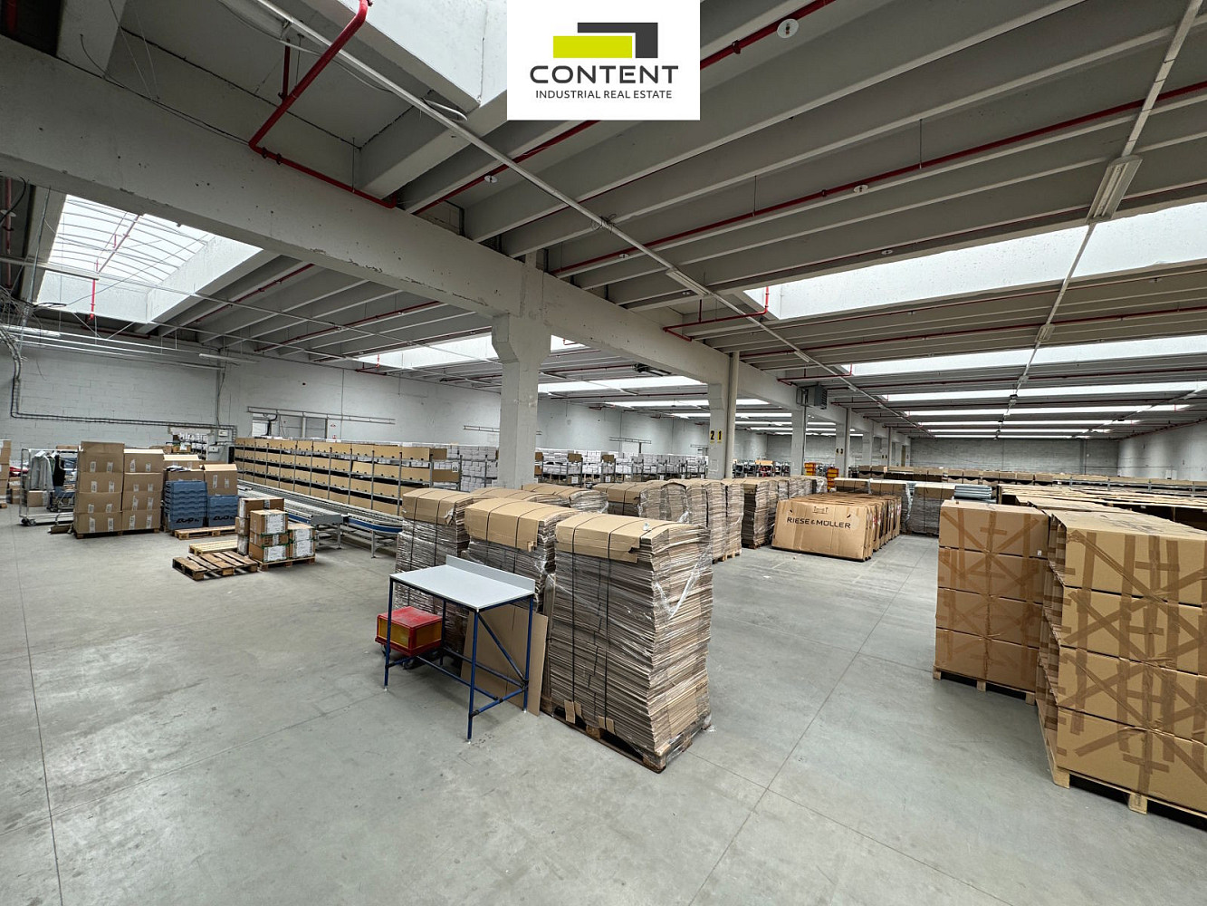 Pronájem skladovacích prostor 2 000 m² — photo 2