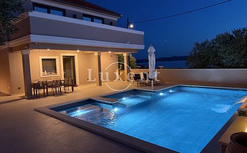 Prodej domu 246 m² s pozemkem 749 m², Diklo, Chorvatsko