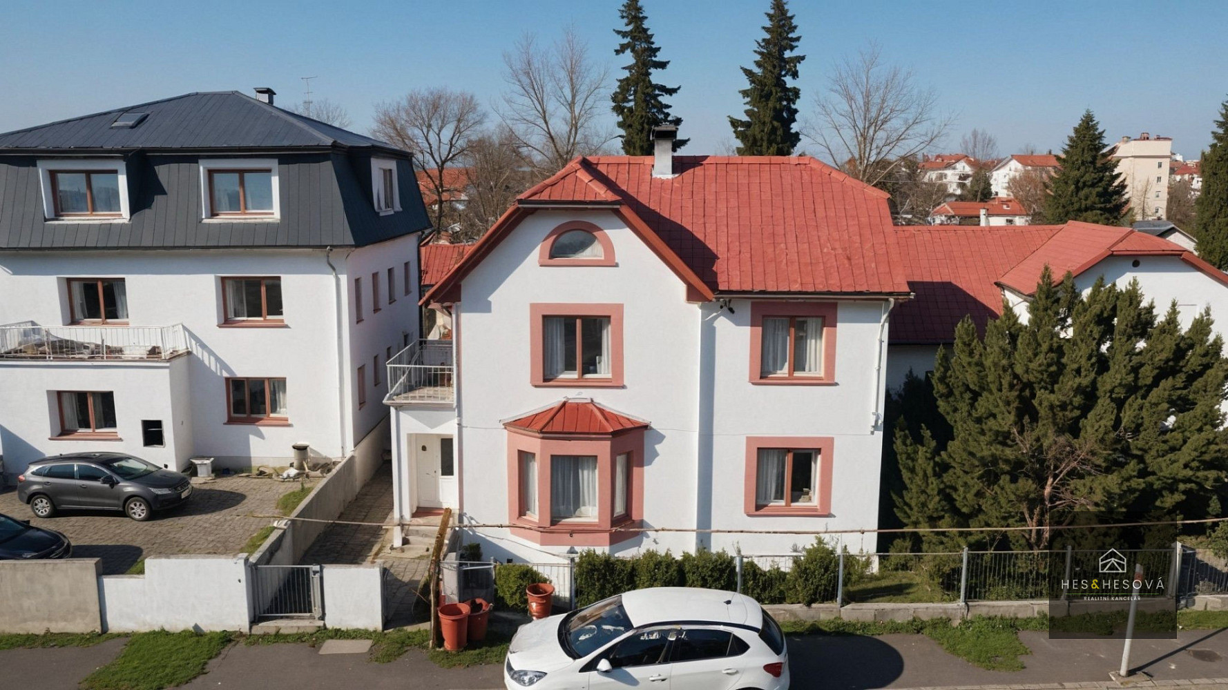 Prodej domu 200 m² s pozemkem 455 m² – fotografie 2