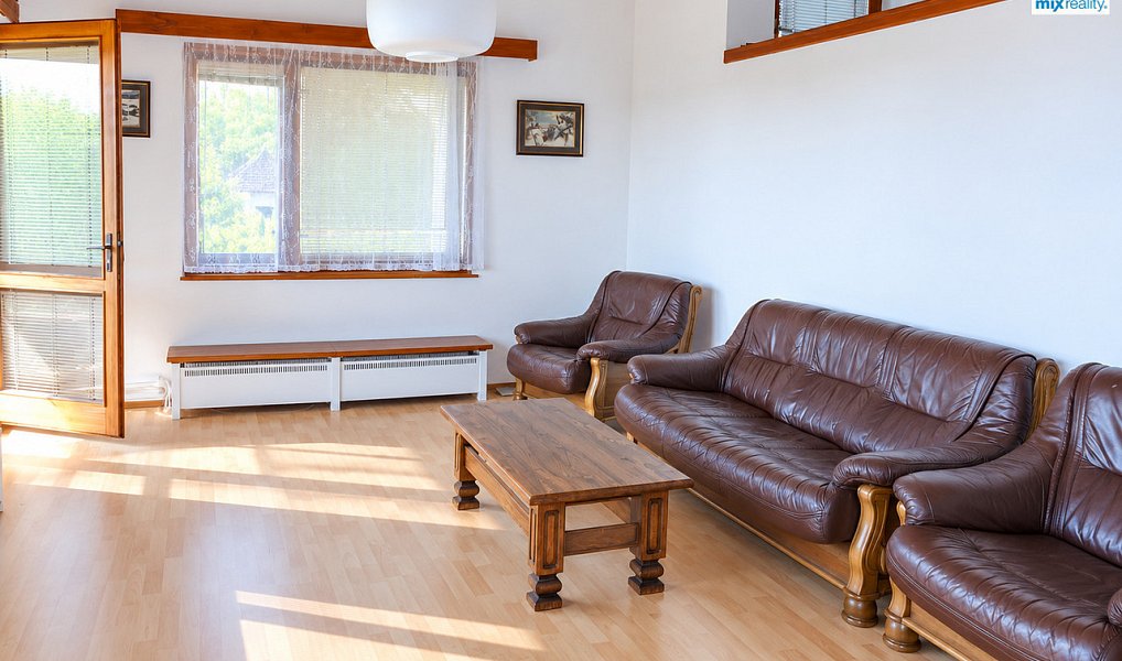 Prodej domu 350 m² s pozemkem 800 m², Chanovice – náhled fotky 4
