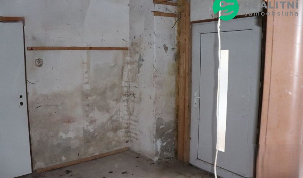 Prodej domu 700 m² s pozemkem 1 262 m², Vejprty – náhled fotky 7
