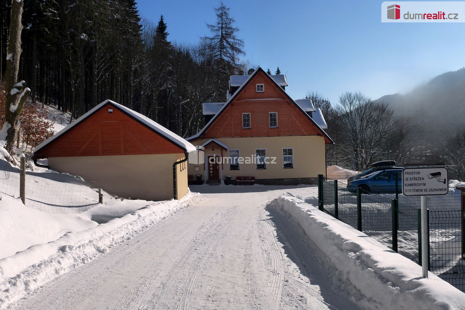 Prodej komerčního objektu (jiného typu) 324 m² — photo 2