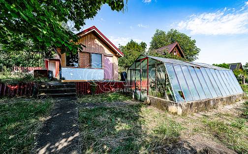 Prodej chaty/chalupy 14 m² s pozemkem 463 m², Kralupy nad Vltavou, okres Mělník