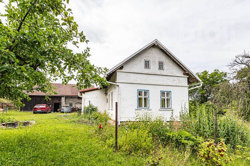 Prodej domu 110 m² s pozemkem 1 481 m² — photo 2