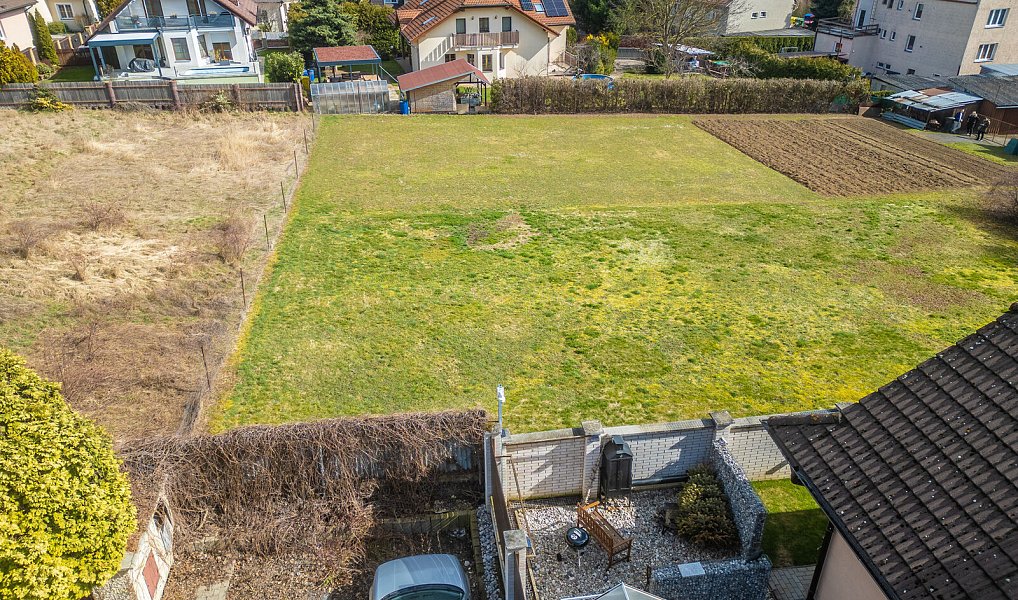 Prodej stavebního pozemku 1 296 m², Horoměřice – náhled fotky 9