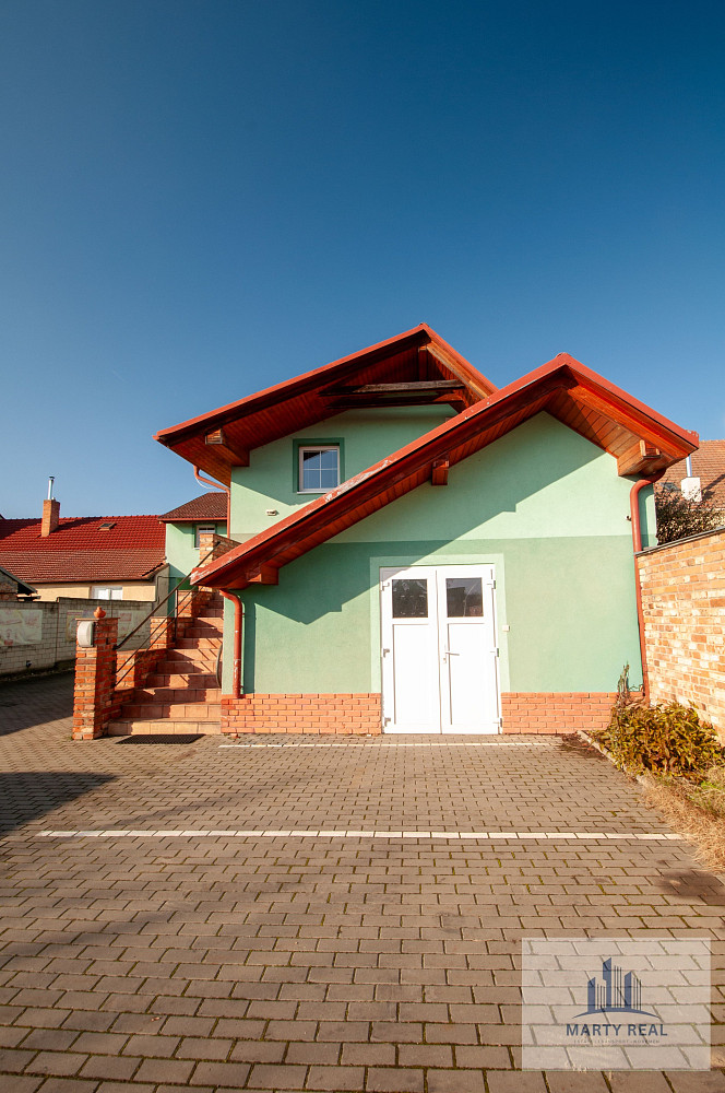 Prodej domu 312 m² s pozemkem 579 m² – pohled 4