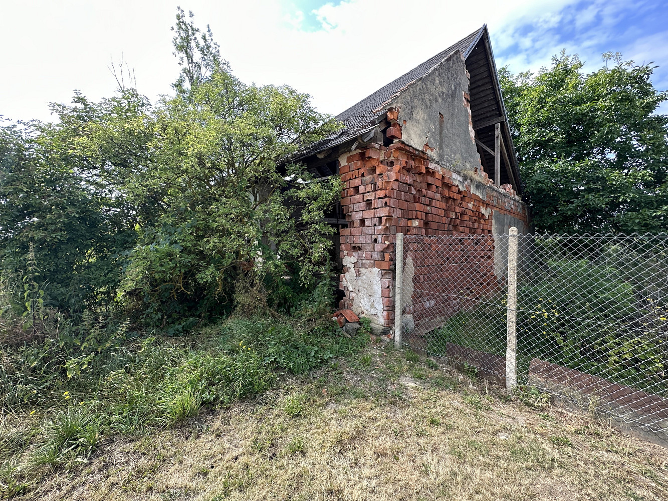 Ideální podíl 1/2 zemědělské stavby v k. ú. stálky, okres znojmo, opakovaná dražba — photo 4