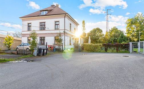 Prodej domu 269 m² s pozemkem 643 m², 5. května, Měšice, okres Praha-východ