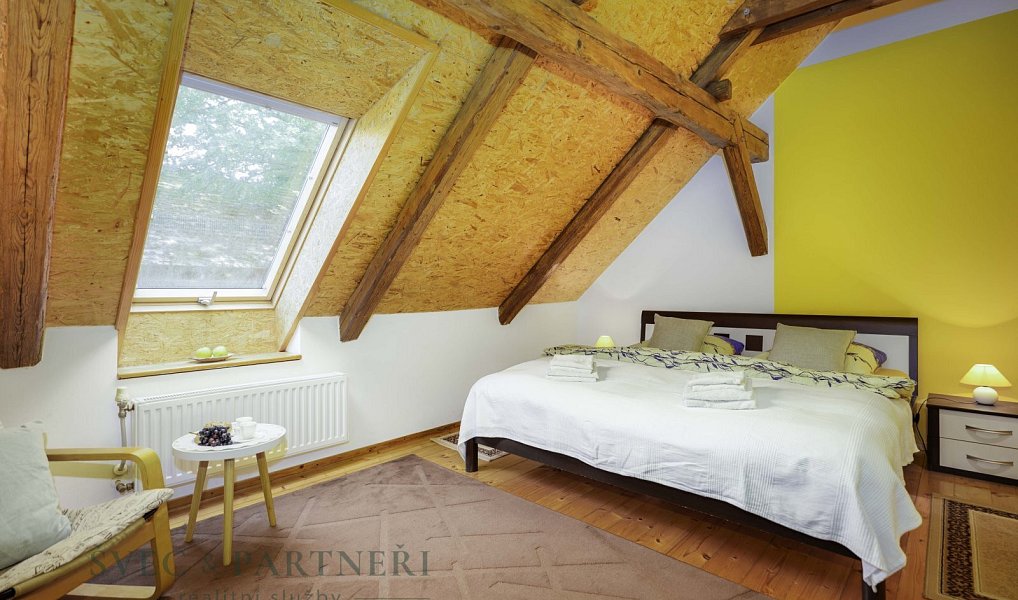 Prodej ubytovacího objektu 2 041 m², Rodvínov – náhled fotky 24
