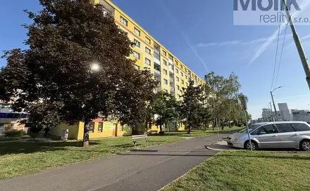 Pronájem bytu 2+1 55 m², tř. Budovatelů, Most
