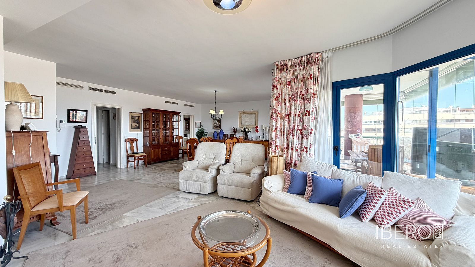 Pis 5+kk – Marbella, Barrio Alto - Més