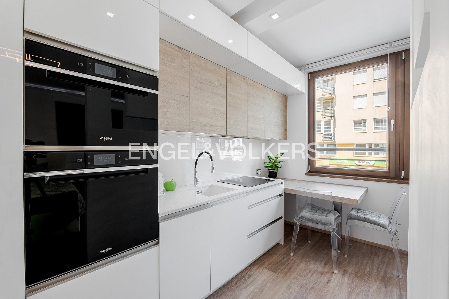 Pronájem bytu 1+kk 35 m² — photo 2