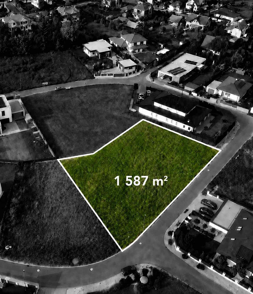 Prodej stavebního pozemku 1 587 m² — photo 2