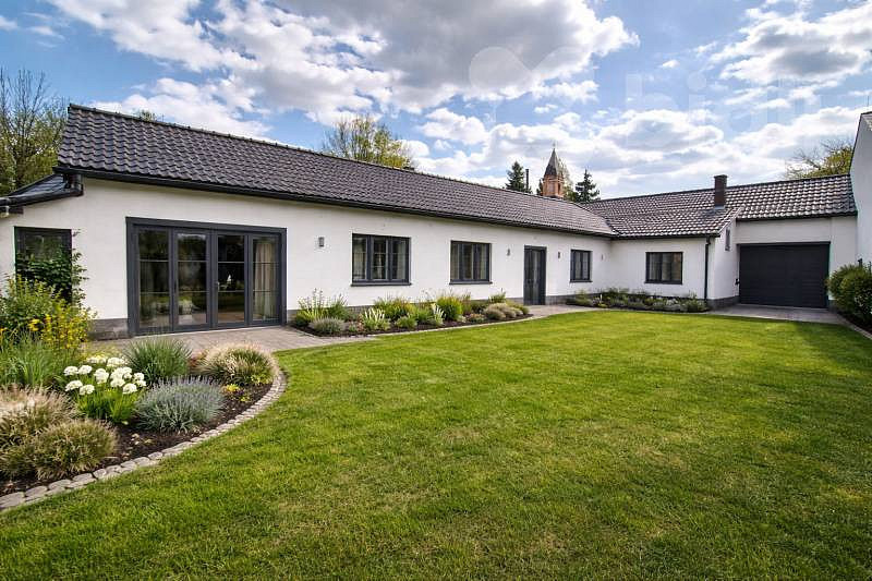 Prodej domu 246 m² s pozemkem 1 026 m²