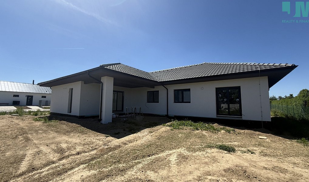 Prodej domu 228 m² s pozemkem 899 m², Hrotovice – náhled fotky 5
