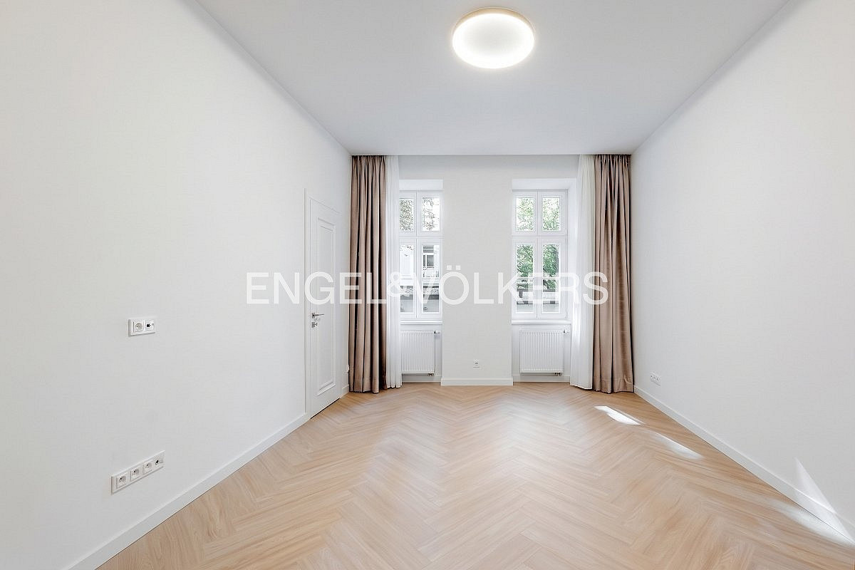Pronájem bytu 3+kk 121 m² – fotografie 4