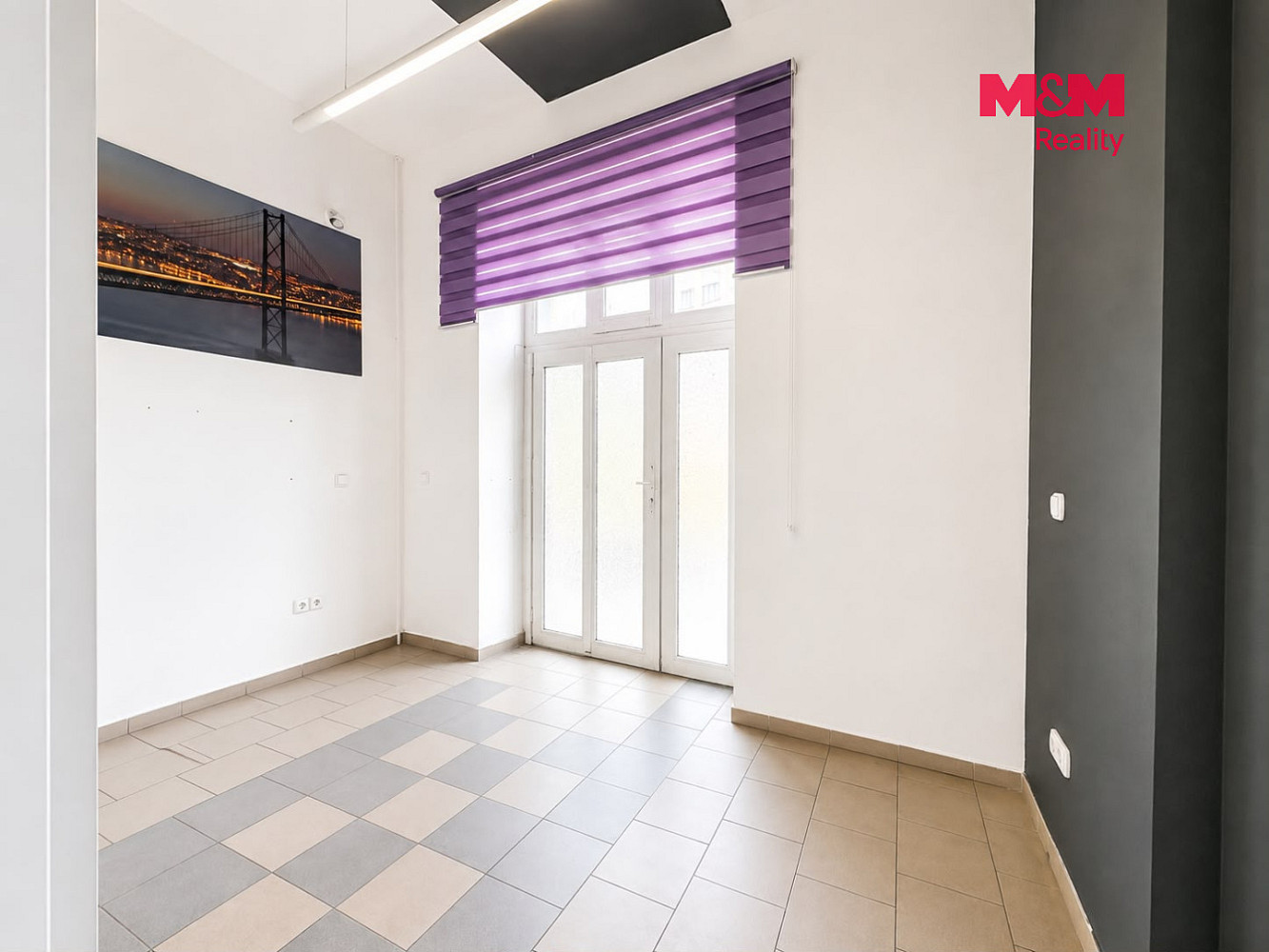 Pronájem obchodních prostor 110 m² – fotografie 4