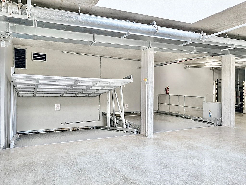 Pronájem garážového stání praha 3, vinohrady, ulice slezská