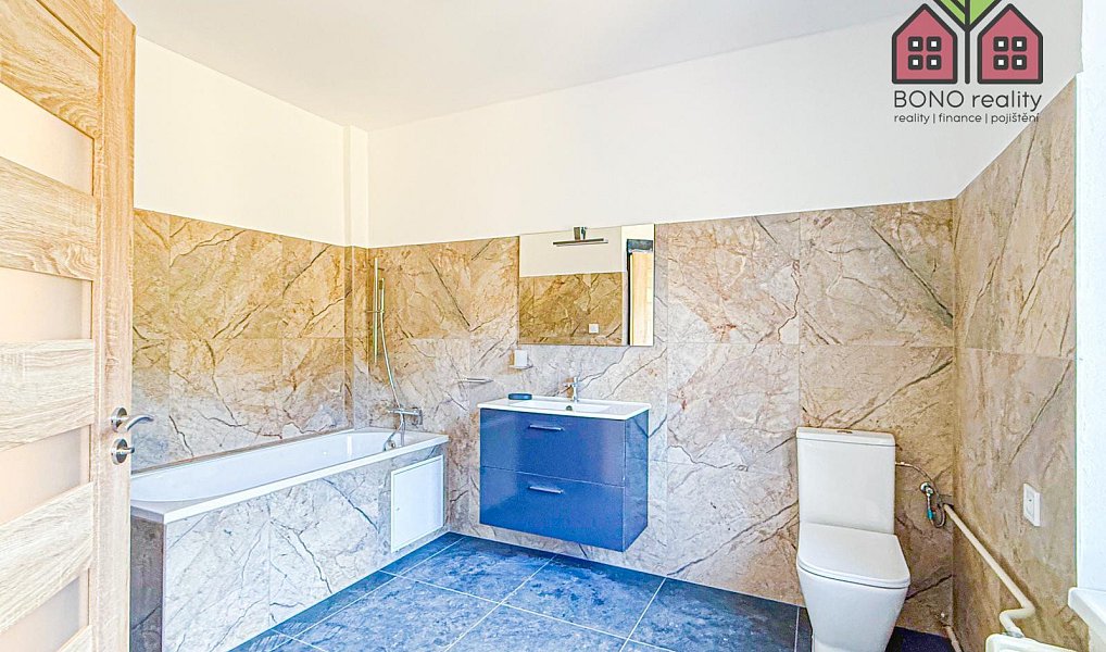 Pronájem bytu 3+1 69 m², Trmice – náhled fotky 3