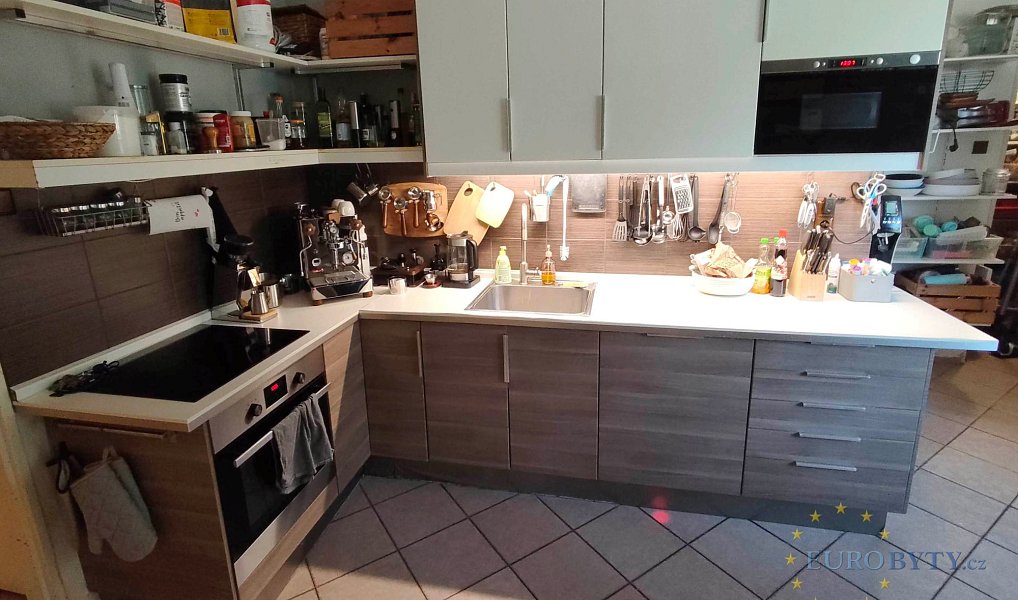Pronájem bytu 2+1 70 m², Praha – náhled fotky 2