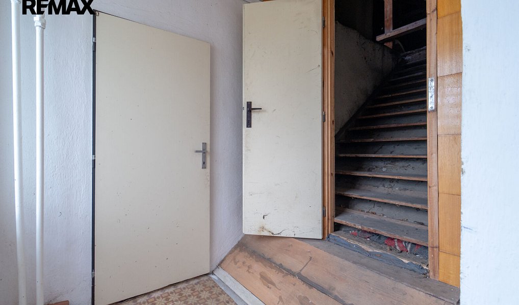 Prodej domu 200 m² s pozemkem 895 m², Rovečné – náhled fotky 29