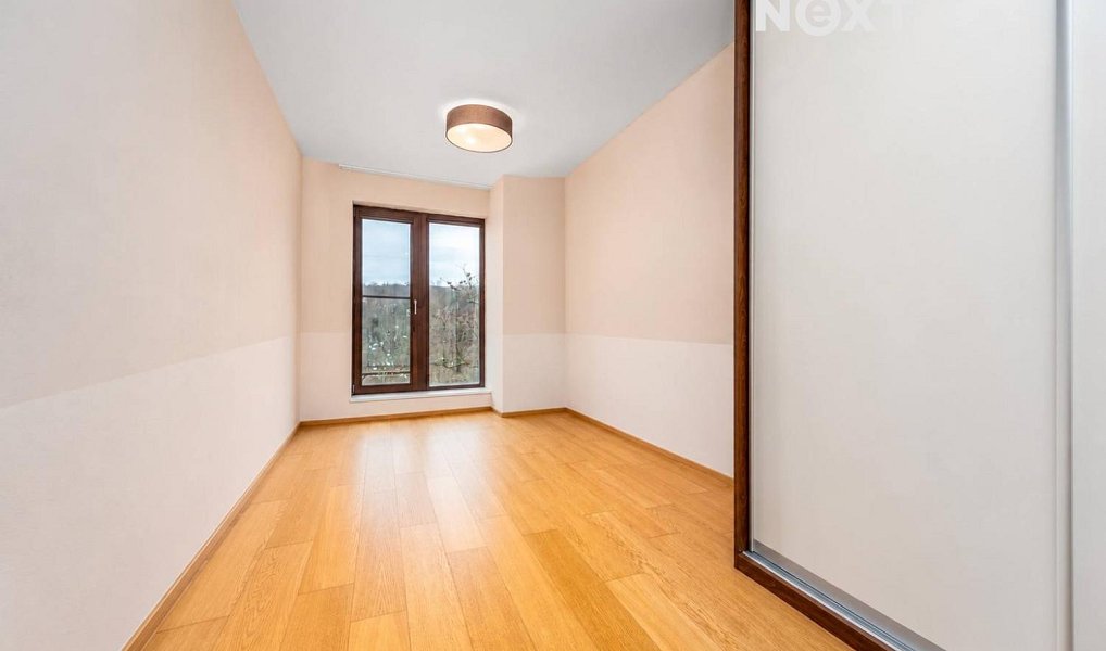 Pronájem bytu 3+kk 98 m², Praha – náhled fotky 9