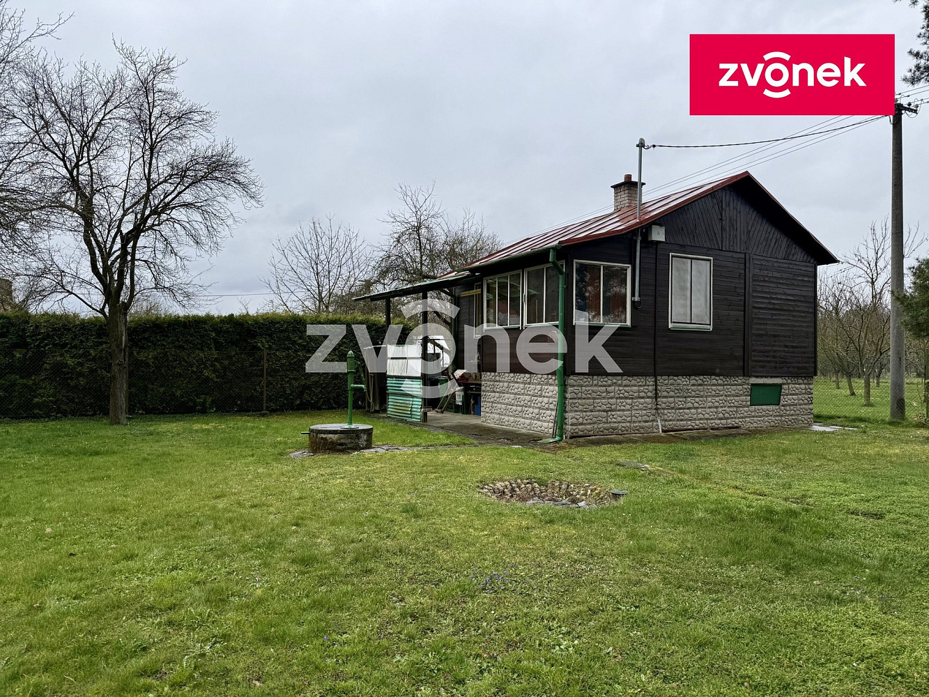 Prodej stavebního pozemku 813 m² – fotografie 3