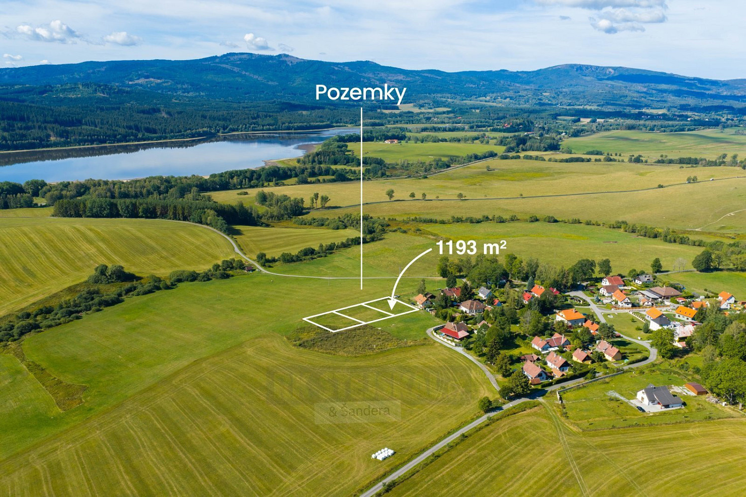 Prodej stavebního pozemku 1 193 m² – fotografie 3