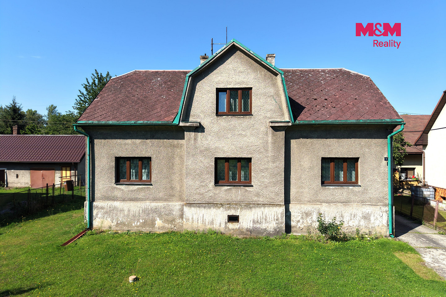 Prodej domu 200 m² s pozemkem 1 769 m²