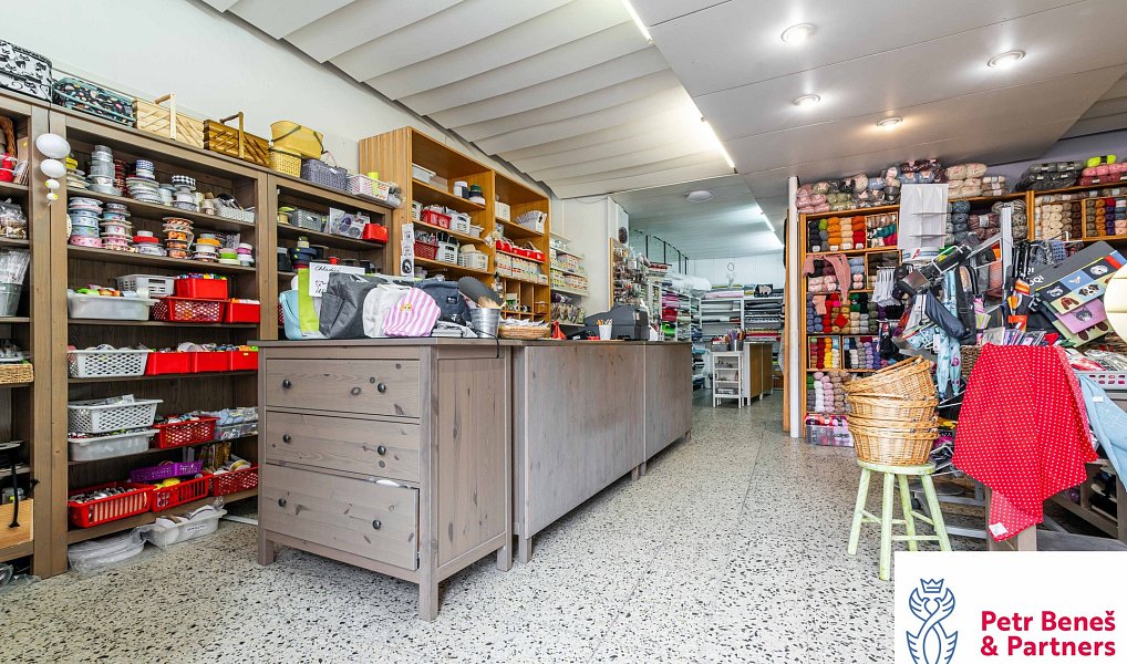 Prodej obchodních prostor 622 m², Rakovník – náhled fotky 6