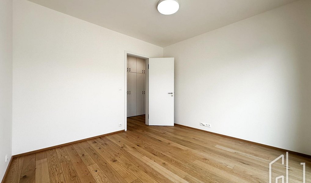 Pronájem bytu 3+kk 86 m², Praha – náhled fotky 11