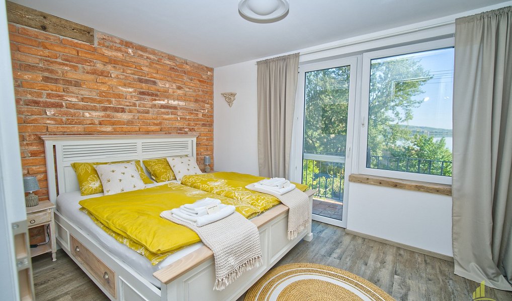 Prodej ubytovacího objektu 300 m², Strachotín – náhled fotky 10