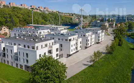 Pronájem bytu 2+kk 54 m², Tyršovo nábřeží, Zlín
