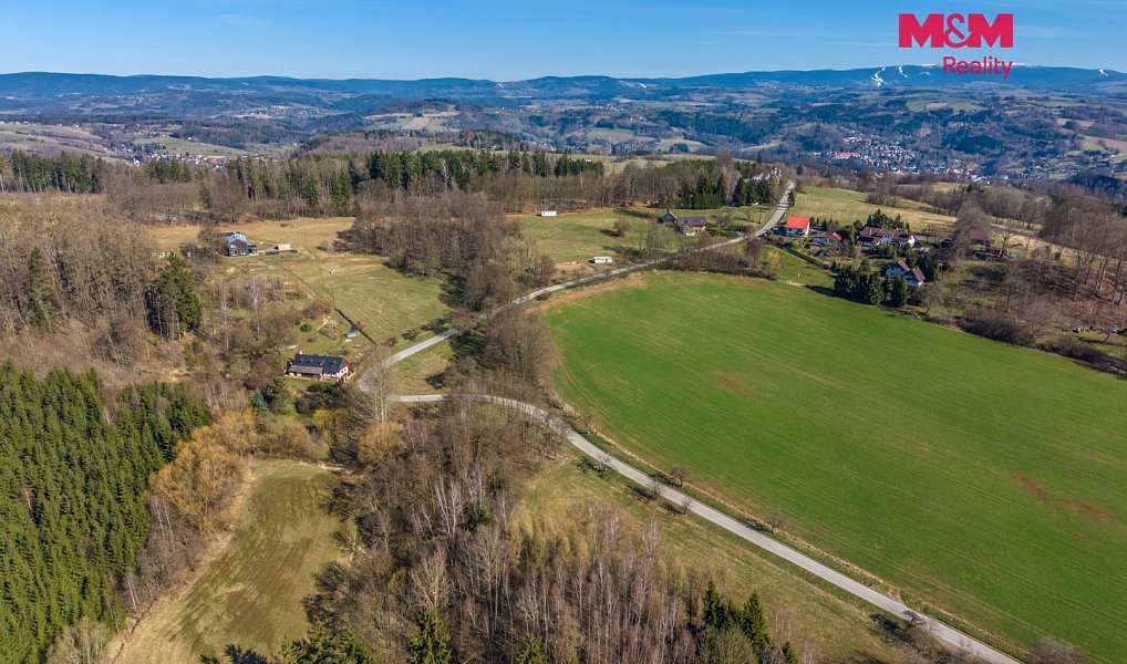 Prodej stavebního pozemku 2 000 m², Slaná – náhled fotky 10