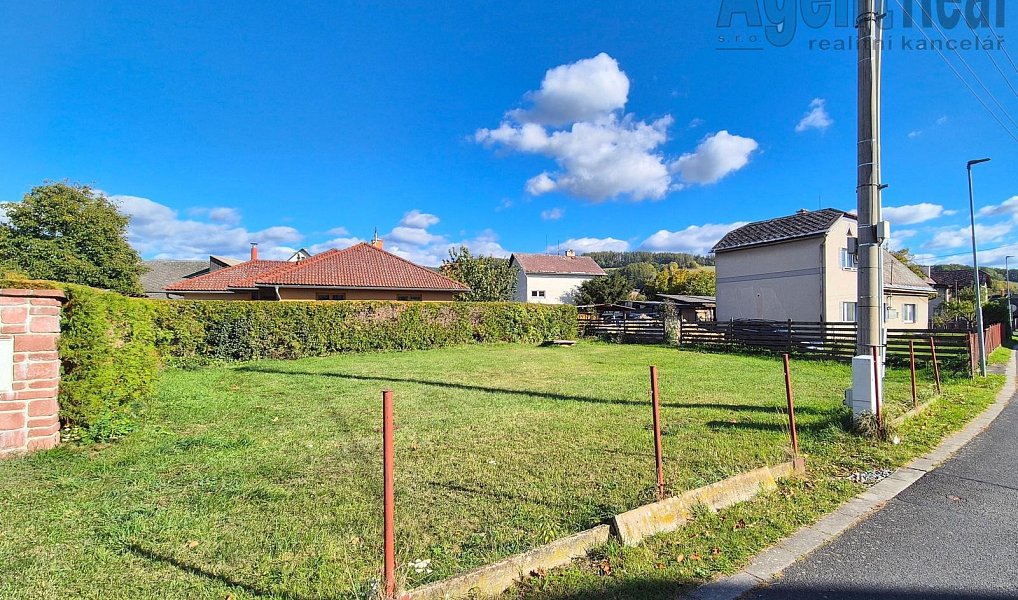 Prodej stavebního pozemku 376 m², Vikýřovice – náhled fotky 2