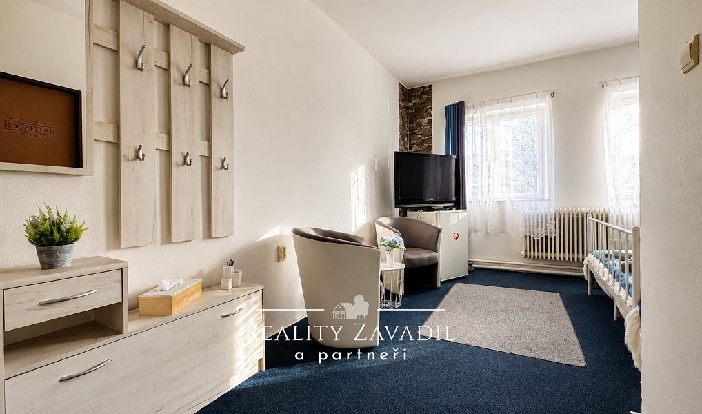 Prodej ubytovacího objektu 561 m², Vrbno pod Pradědem – náhled fotky 12