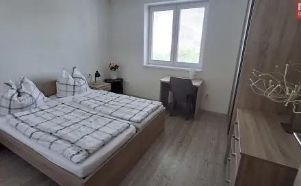 Pronájem bytu 2+1 50 m², U Hradiska, Olomouc - Klášterní Hradisko