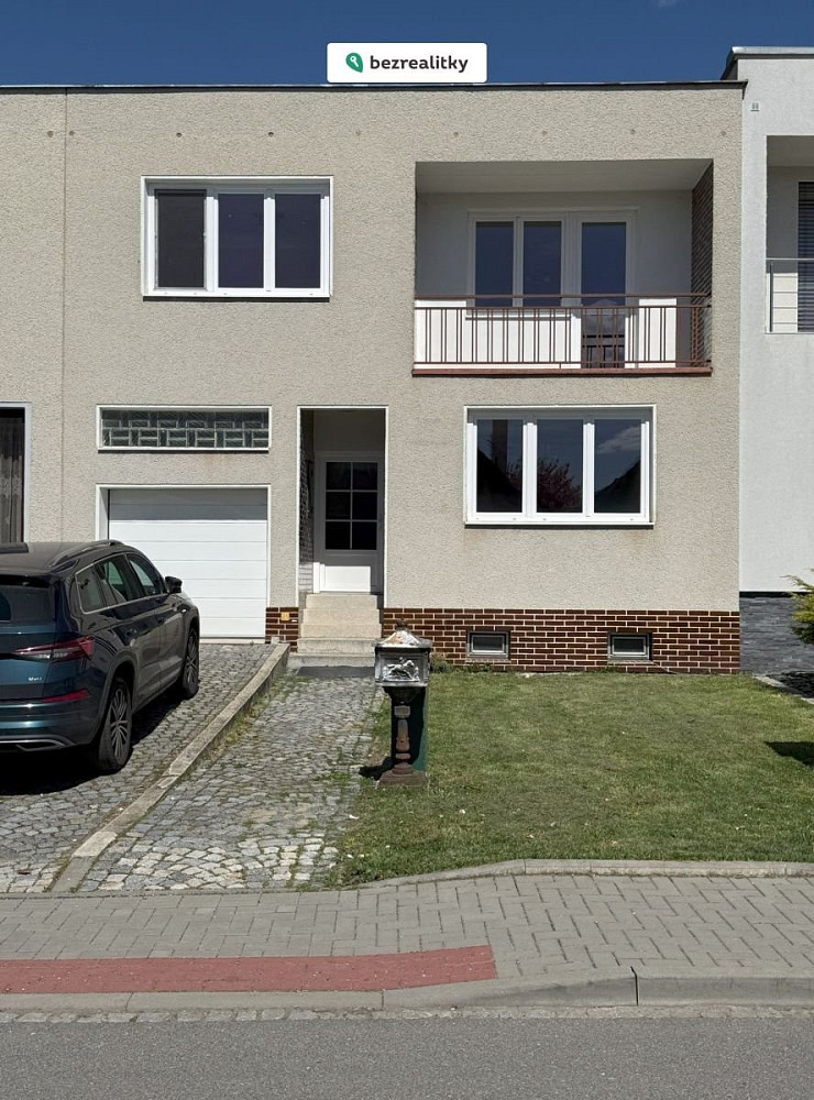 Prodej domu 184 m² s pozemkem 309 m² – fotografie 2