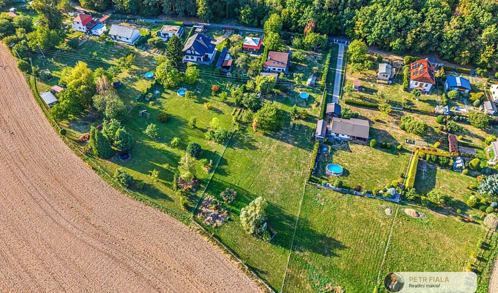 Prodej stavebního pozemku 1 000 m², Čisovice – náhled fotky 14