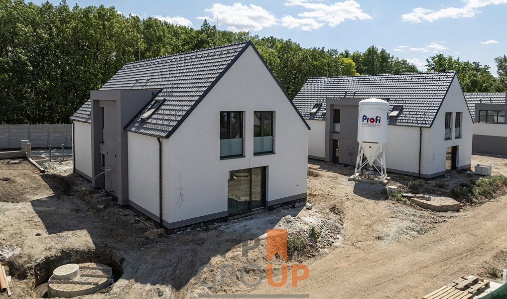 Prodej domu 338 m² s pozemkem 929 m², Kobylnice – náhled fotky 7