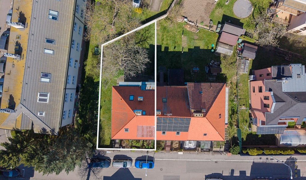 Prodej domu 210 m² s pozemkem 385 m², Praha – náhled fotky 39