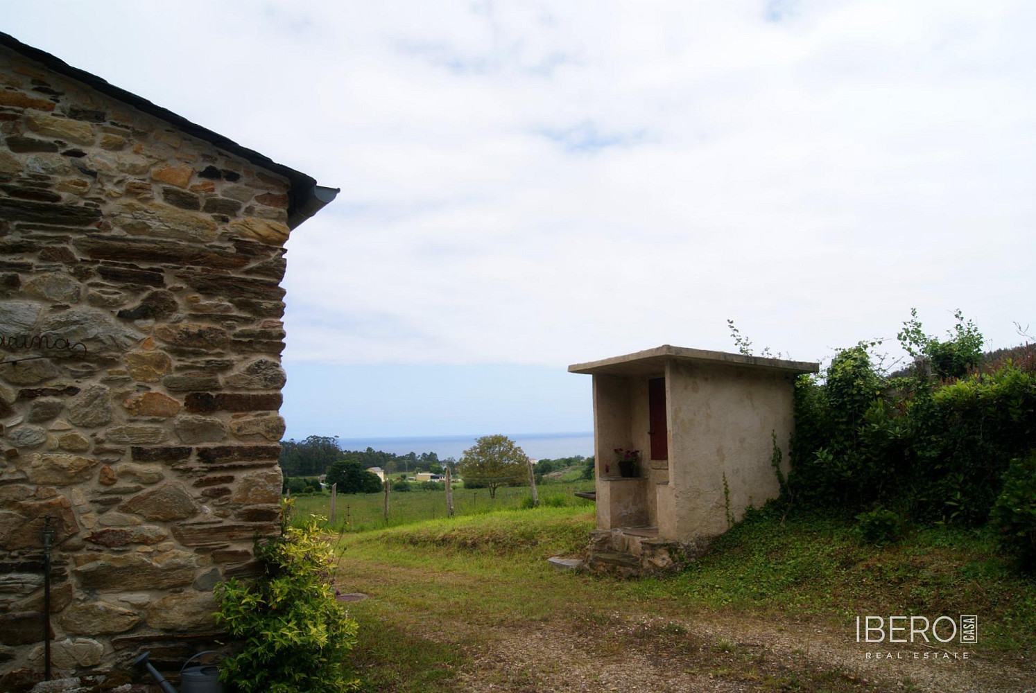 Prodej domu 333 m² s pozemkem 4 300 m² — photo 2