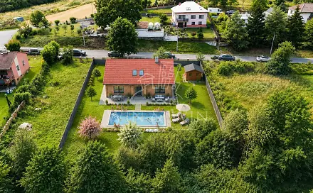 Prodej stavebního pozemku 1 204 m², Libodřice, okres Kolín