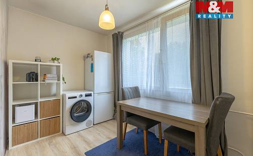Prodej bytu 4+1 80 m², Generála Svobody, Jirkov, okres Chomutov
