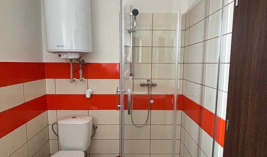 Pronájem bytu 2+kk 40 m², Hořice – náhled fotky 4